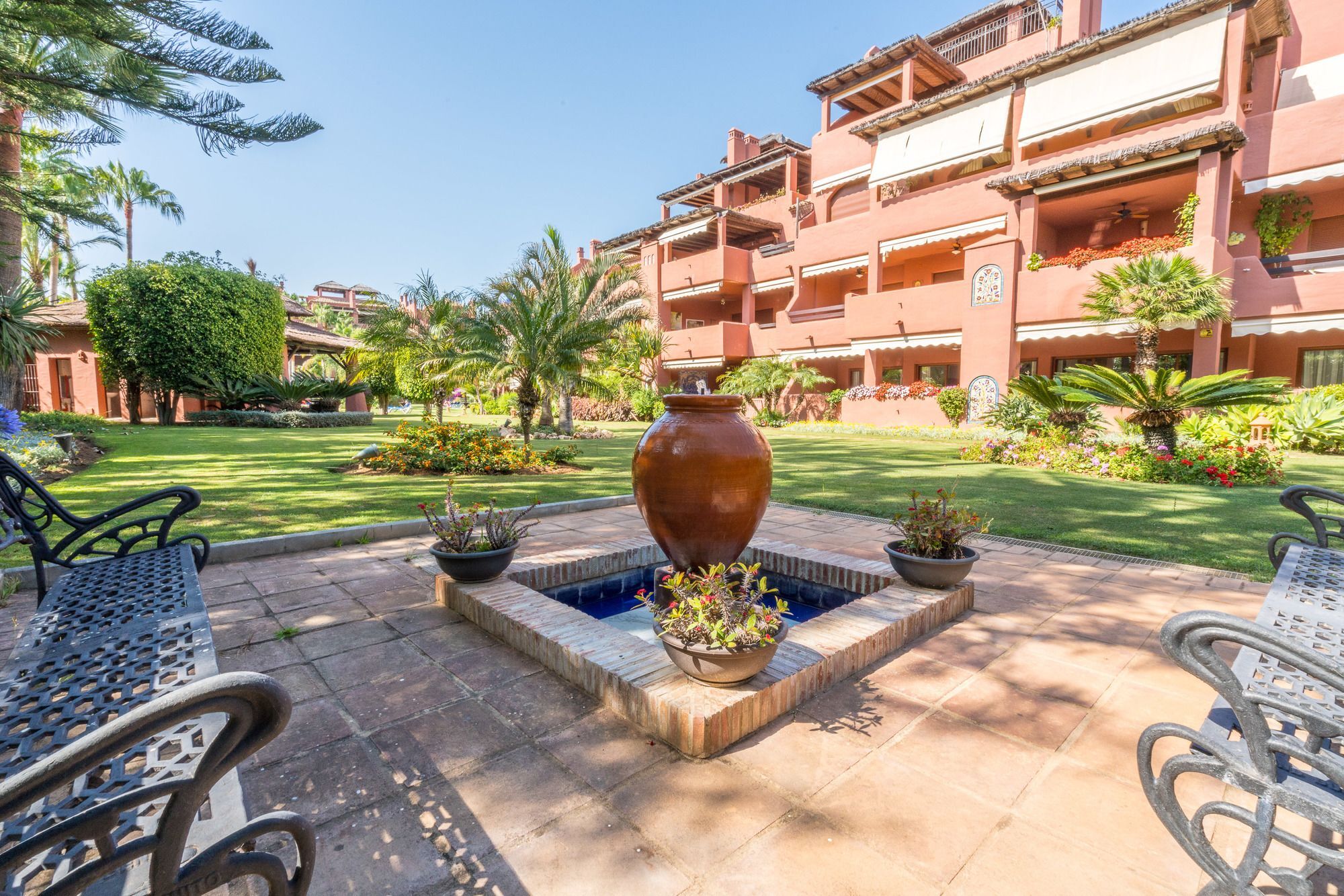 The Grand Oasis Estepona 마르베야 외부 사진